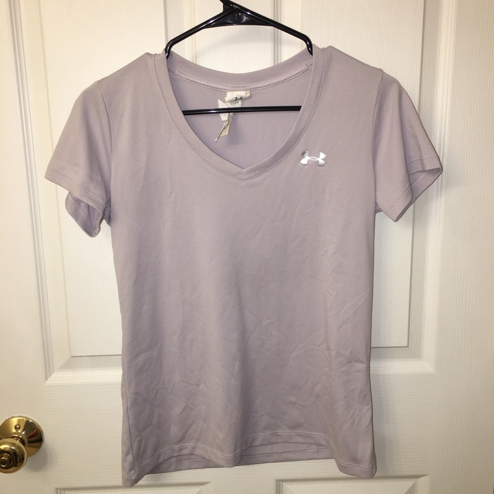 Under Armor workout v neck